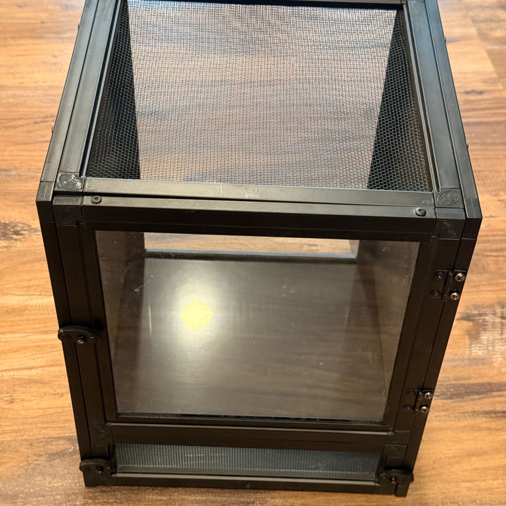 Nano Breeze Zoo Med Enclosure - Picture 5 of 5